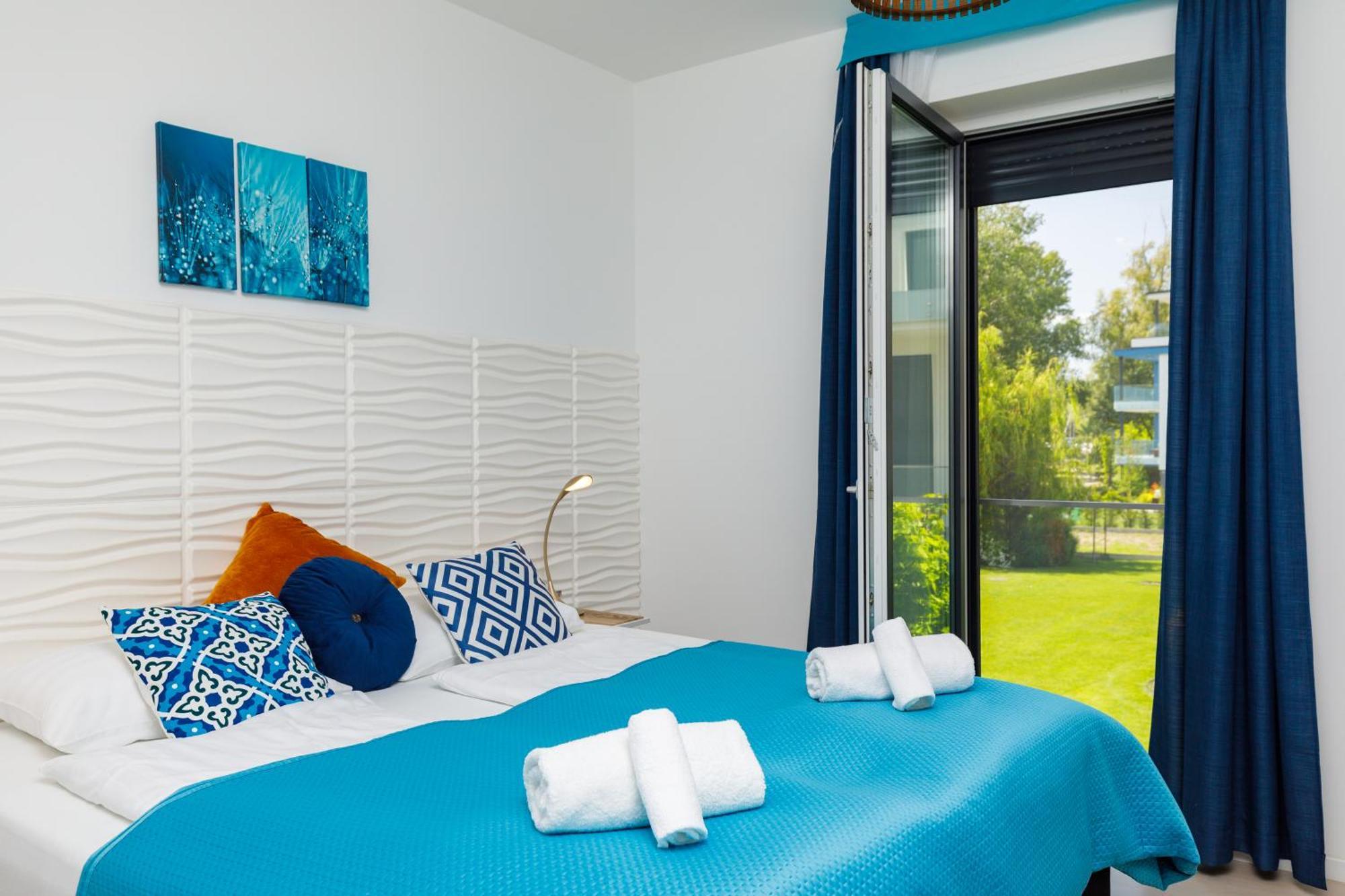 Blue4 Apartment Балатонфюзфё Экстерьер фото
