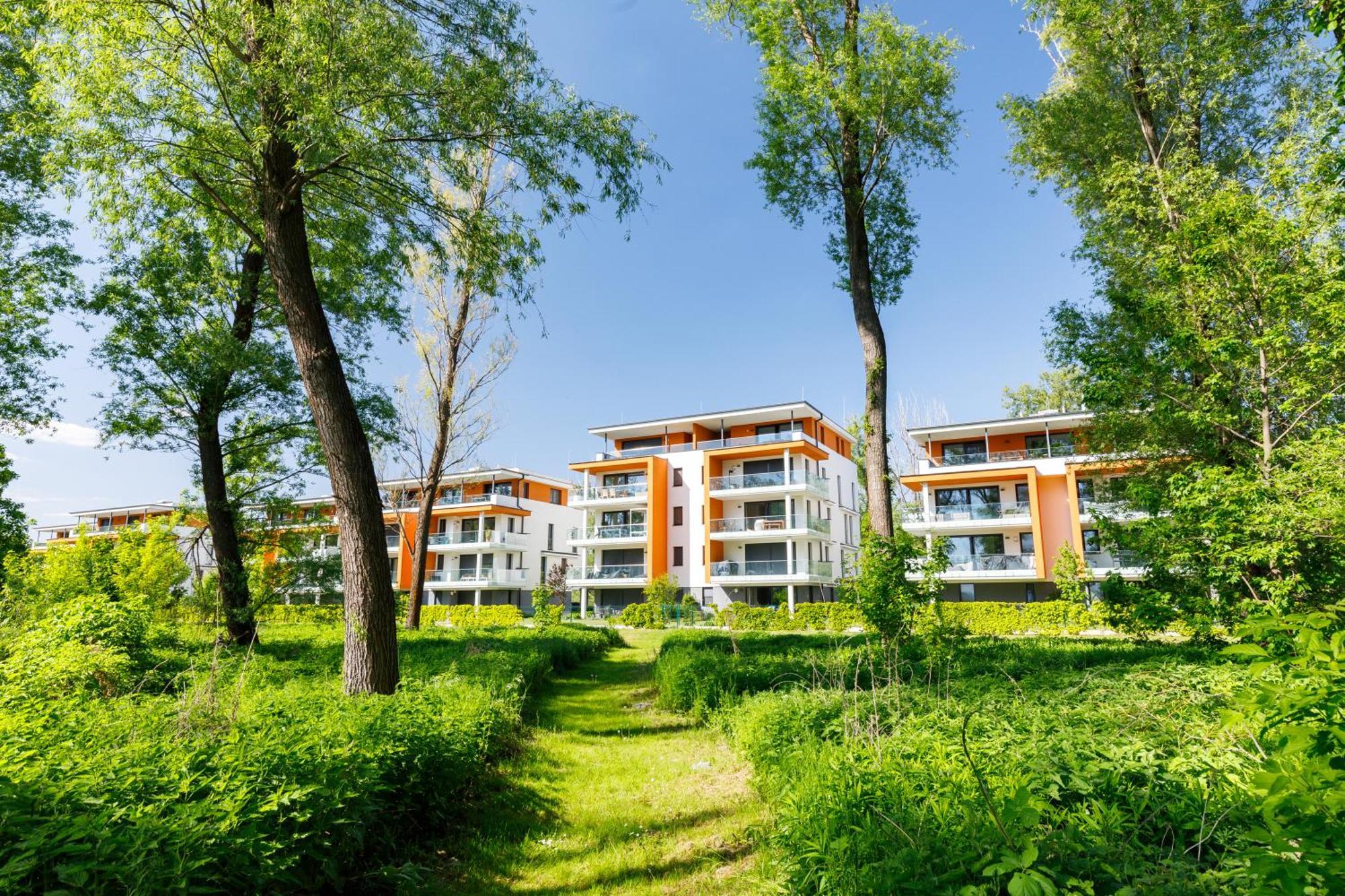 Blue4 Apartment Балатонфюзфё Экстерьер фото